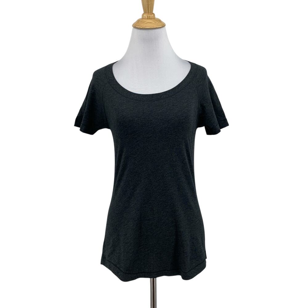 Lululemon Shirt Womens 4/6/8 Grey Scoop Neck Short Sleeve Basic Tee *READ